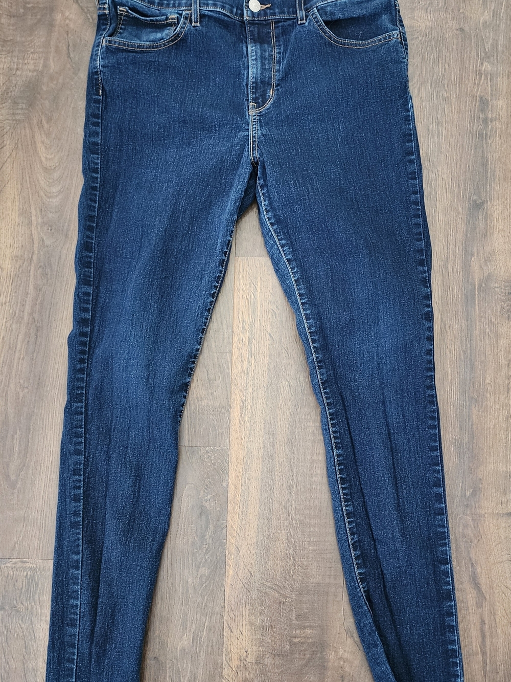 Levi's Women's Dark Indigo Skinny Jeans